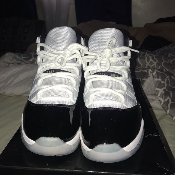 Concord 11s - Picture 1 of 4